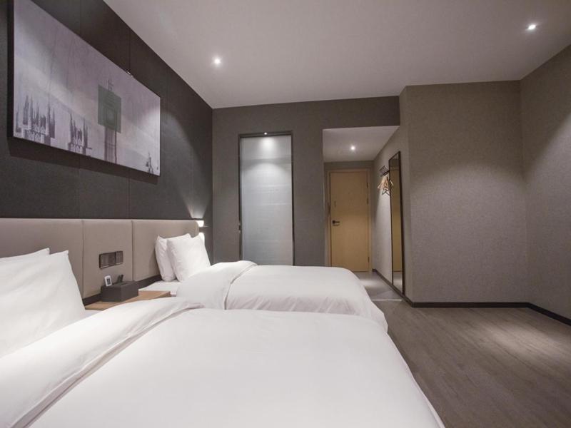 Thank Inn Chain Hotel Hunan Huaihua Hecheng District South High Speed Rail Station Eksteriør bilde
